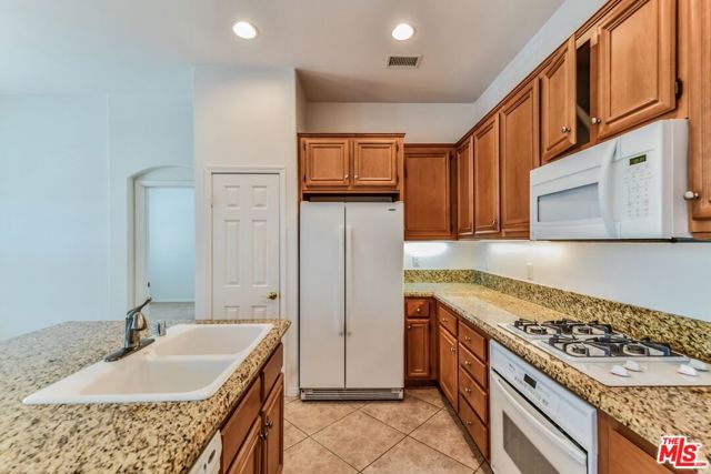 3304 Rockhampton Drive photo 4