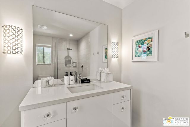 2280 S Camino Real, Palm Springs, CA 92264