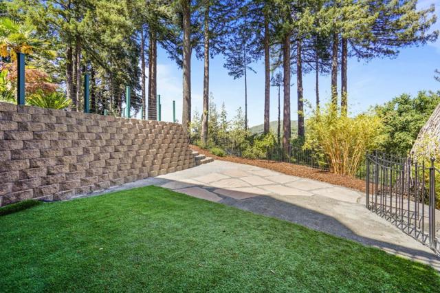 20420 Idylwild Road, Los Gatos CA: https://media.crmls.org/mediaz/6e59806c-81c7-437f-926d-c6996e2be575.jpg