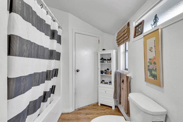 25585 Alderwood St Street, Idyllwild CA: https://media.crmls.org/mediaz/6e5a63eb-6afc-400e-a57e-921e80406615.jpg