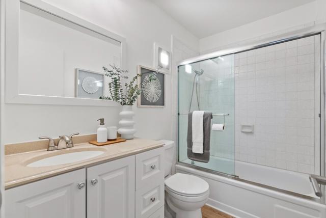 424 Barnegat Lane, Redwood City CA: https://media.crmls.org/mediaz/6e5a8849-c58e-49f8-a0b0-6021c3106670.jpg