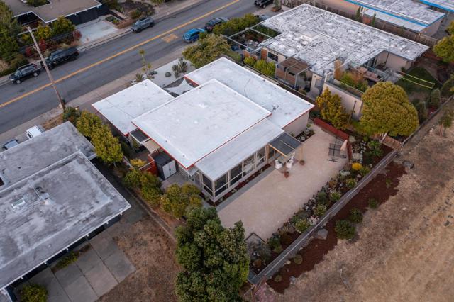 1652 Lexington Avenue, San Mateo CA: https://media.crmls.org/mediaz/6e5b6f53-9391-4dd7-b184-19604b73ec01.jpg