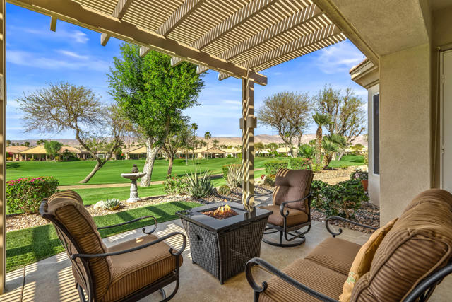80610 Prestwick Place, Indio CA: https://media.crmls.org/mediaz/6e5ba21f-c9e9-4085-85ca-5dd3ec6528bf.jpg