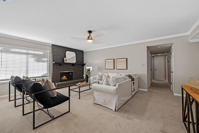 613 Joyce St, Livermore CA: https://media.crmls.org/mediaz/6e5c12ba-7547-424a-843b-fc07a484e088.jpg
