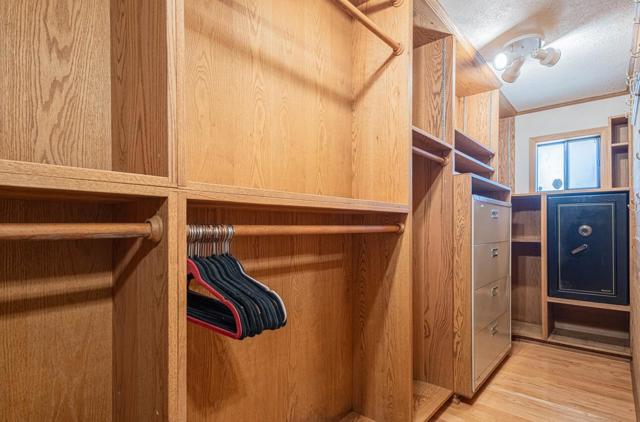 1527 Atherton Way, Salinas CA: https://media.crmls.org/mediaz/6e5c6998-9ad8-4da5-b219-f0bf23acbdbc.jpg