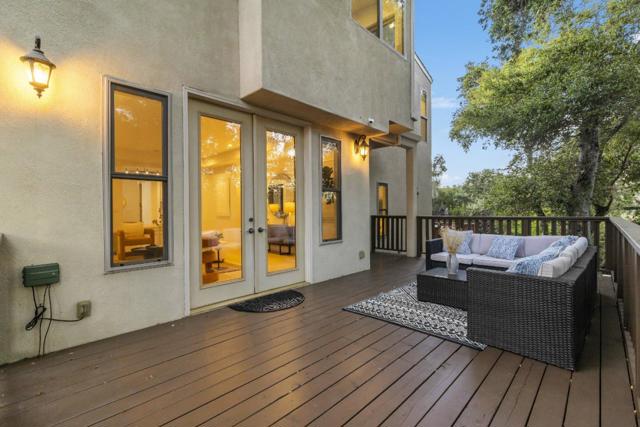 303 Lakeview Way, Redwood City CA: https://media.crmls.org/mediaz/6e5d0fc7-1cf5-4c02-8f90-9ebd753341ab.jpg