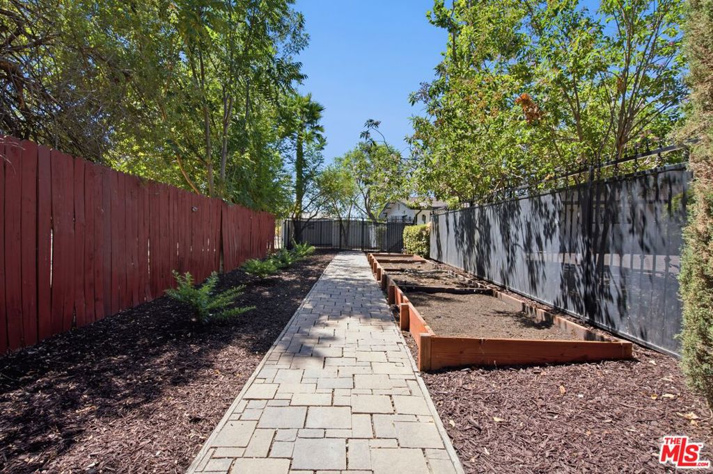 MLS #26841893 image #54
