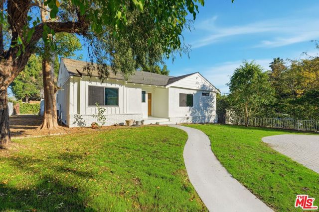 Photo of 12455 Milbank Street, Studio City, CA 91604