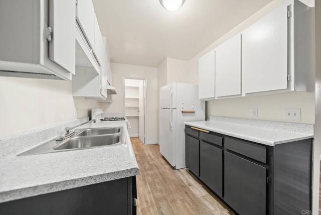 Front Image Thumbnail for CRPTP2508456