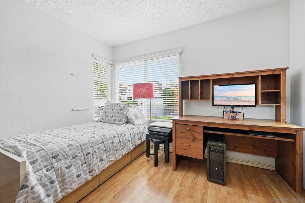 10847 Matinal Cir - photo 13