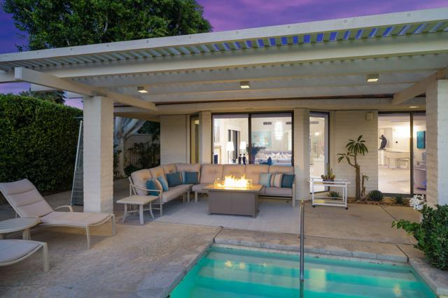 23 Park Lane, Rancho Mirage CA: https://media.crmls.org/mediaz/6e60aa74-a02c-49f5-a9ef-d6f995e8de26.jpg