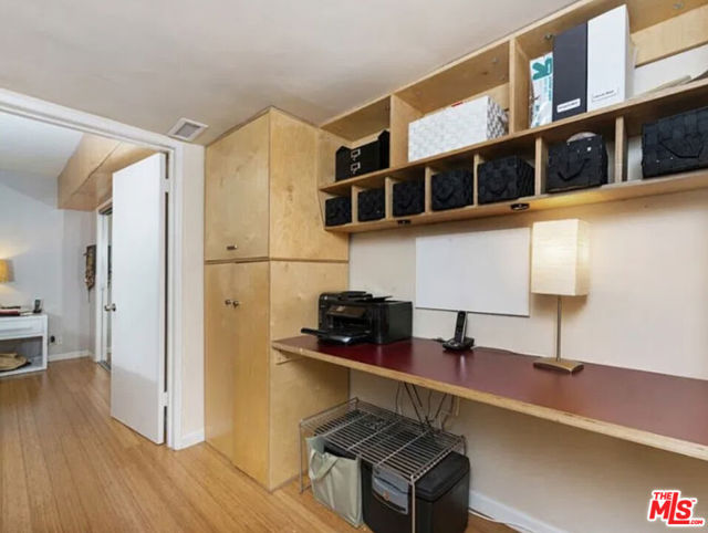 404 San Vicente Boulevard, 28 photo 12
