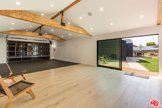 5259 Lewis Road, Agoura Hills CA: https://media.crmls.org/mediaz/6e6355c6-15e2-4b2e-bca2-d2423ae1530b.jpg