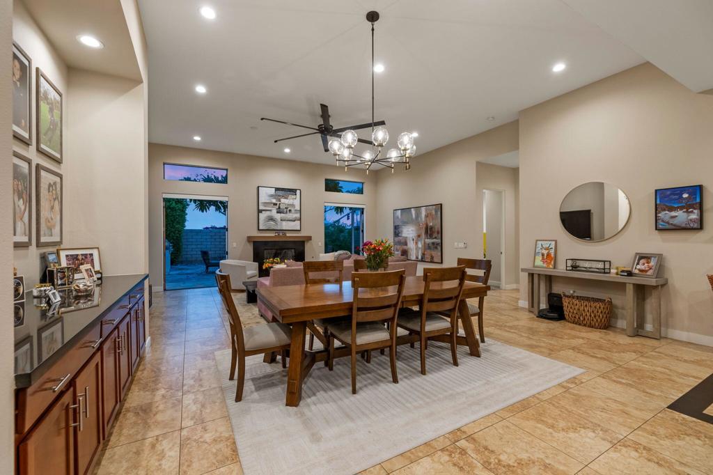 MLS #219136994DA image #2