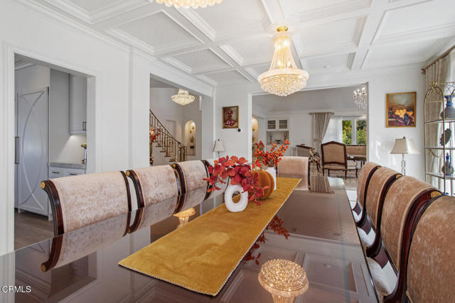 848 Greenridge Drive, La Canada Flintridge CA: https://media.crmls.org/mediaz/6e63b298-b612-4609-841d-54f34c8dc3f3.jpg