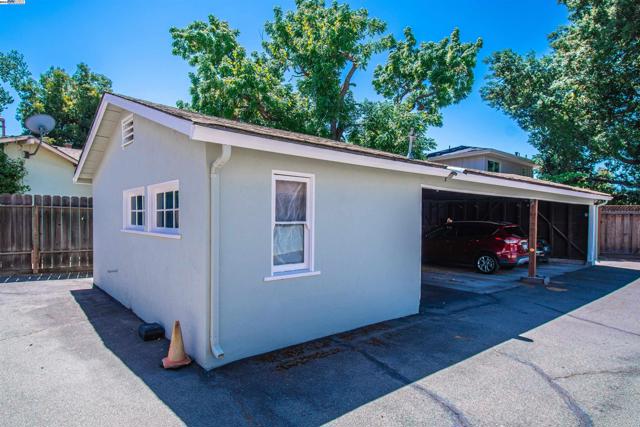 4250 1st St, Pleasanton, California 94566, ,Multi-Family,For Sale,1st St,41059140