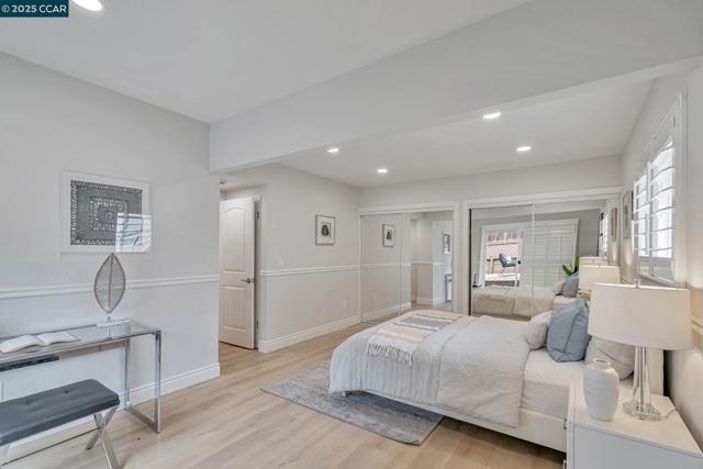 147 Covington St, Oakland CA: https://media.crmls.org/mediaz/6e65ad02-0e31-4d74-a030-6de9d29b6751.jpg