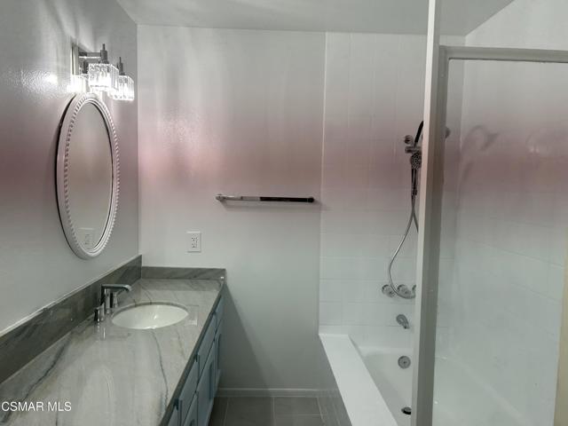 6335 Germania Court, Agoura Hills CA: https://media.crmls.org/mediaz/6e65dc04-e1d6-4bf0-a8e3-197a51d9d806.jpg