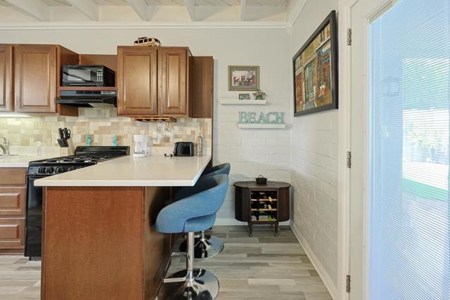 Detail Gallery Image 14 of 42 For 413 J St, Coronado,  CA 92118 - 1 Beds | 1 Baths