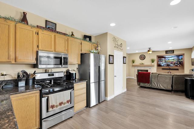 Detail Gallery Image 18 of 64 For 17866 Robusta Dr, Riverside,  CA 92503 - 6 Beds | 3 Baths