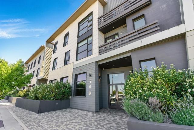 600 El Camino Real, Belmont CA: https://media.crmls.org/mediaz/6e669091-26f1-405a-93ca-e819c6e1e260.jpg