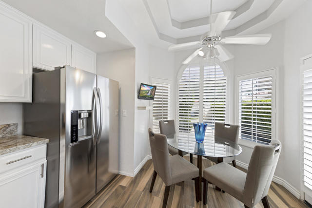 105 Brandigo Circle, Palm Desert CA: https://media.crmls.org/mediaz/6e66a7b6-1782-4fe3-b3e0-554eaf558ffa.jpg