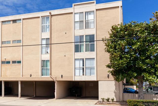 5015 Cape May Ave, San Diego CA: https://media.crmls.org/mediaz/6e67501c-1580-4456-9281-b18b36188503.jpg