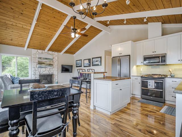 353 Allan Lane, Corralitos CA: https://media.crmls.org/mediaz/6e6778b4-48d2-4099-bd9a-cb73fc45c172.jpg