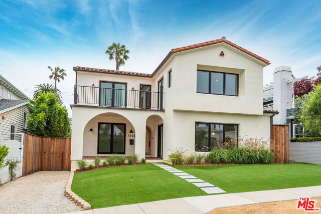 1713 Pier Avenue, Santa Monica CA: https://media.crmls.org/mediaz/6e697fca-c63d-4b8f-aa1c-a3ad94c40a4e.jpg