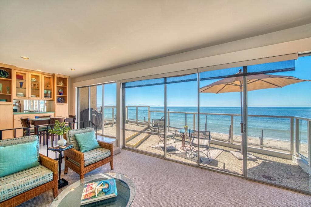 230 Rio Del Mar Boulevard #F