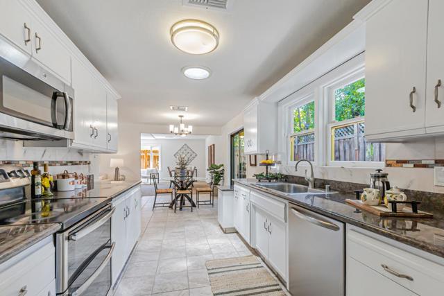 2447 Cottle Avenue, San Jose CA: https://media.crmls.org/mediaz/6e6a6806-0a44-4ae6-840c-a1fddc65a8b3.jpg