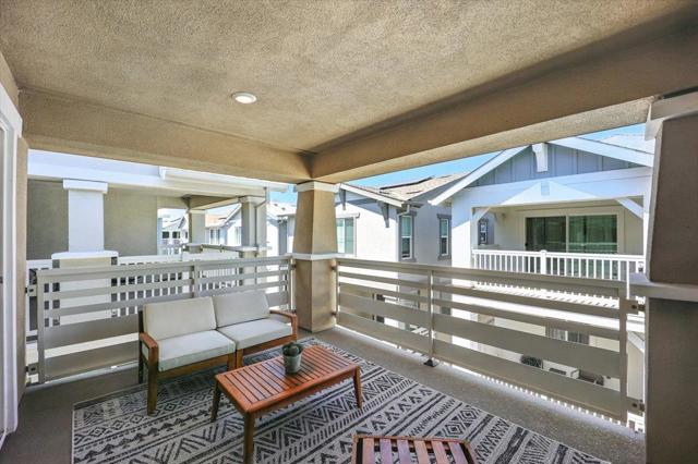 37256 Sand Bar Place, Newark CA: https://media.crmls.org/mediaz/6e6b312f-b456-47a1-b7a1-89cbfb43b5e5.jpg