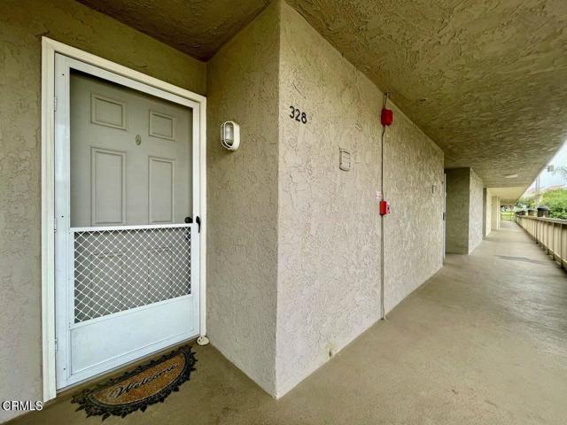 Detail Gallery Image 2 of 33 For 328 E Surfside Dr, Port Hueneme,  CA 93041 - 2 Beds | 1/1 Baths