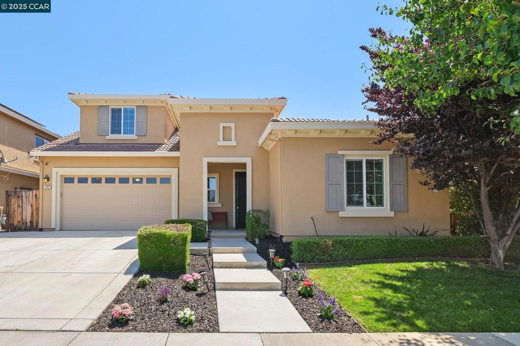 490 Stratford Ct