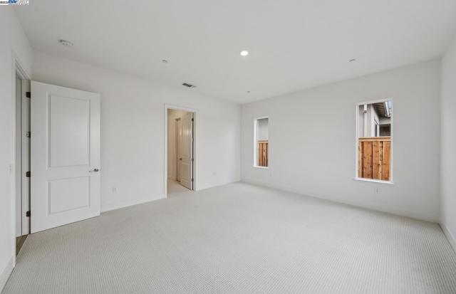 17685 Brightwood Avenue, Lathrop CA: https://media.crmls.org/mediaz/6e6ef3b6-1582-4983-9713-ad6cf2943230.jpg