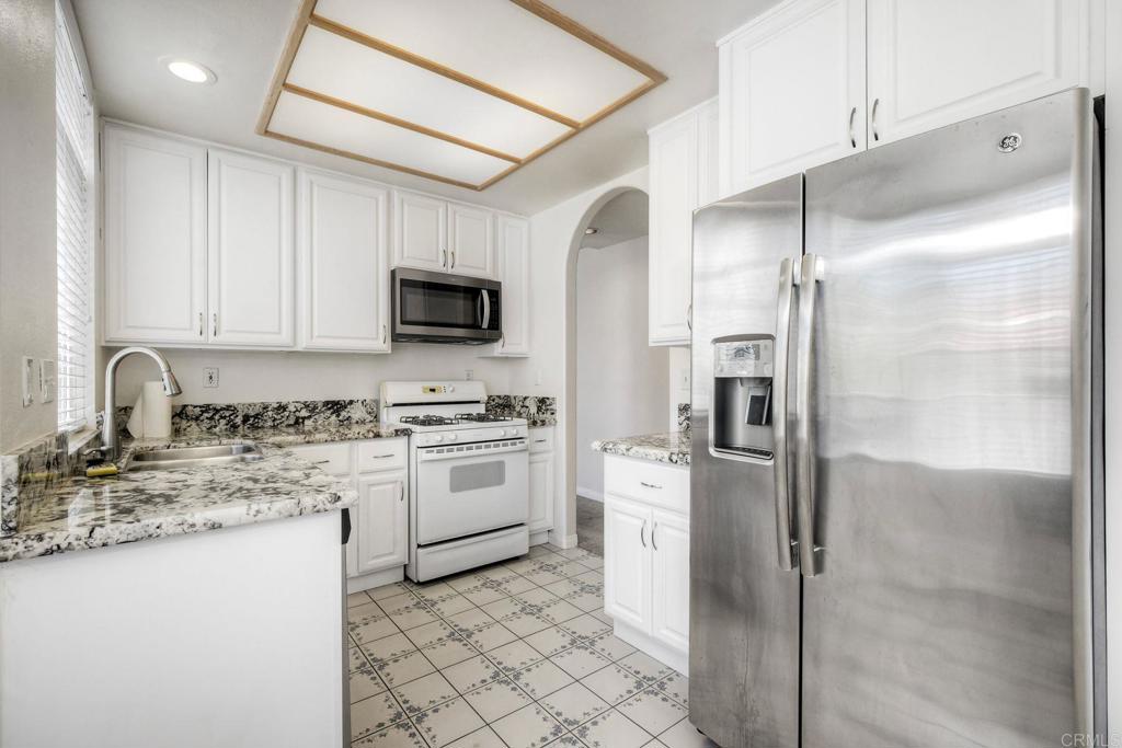 3375 Genoa Way - photo 11
