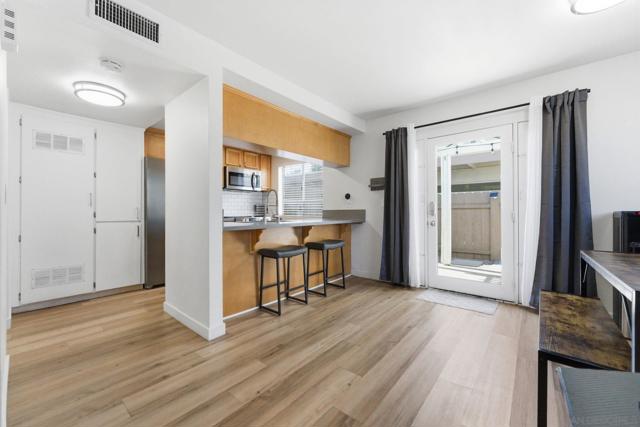 11941 Royal Rd, El Cajon CA: https://media.crmls.org/mediaz/6e6f61c6-1e44-476c-9a03-5b976ec28586.jpg