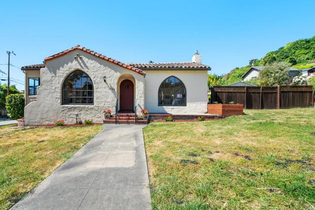 1003 Walnut Avenue, Santa Cruz CA: https://media.crmls.org/mediaz/6e70dfdc-2844-4e02-b6be-6af6ab7a1e0e.jpg