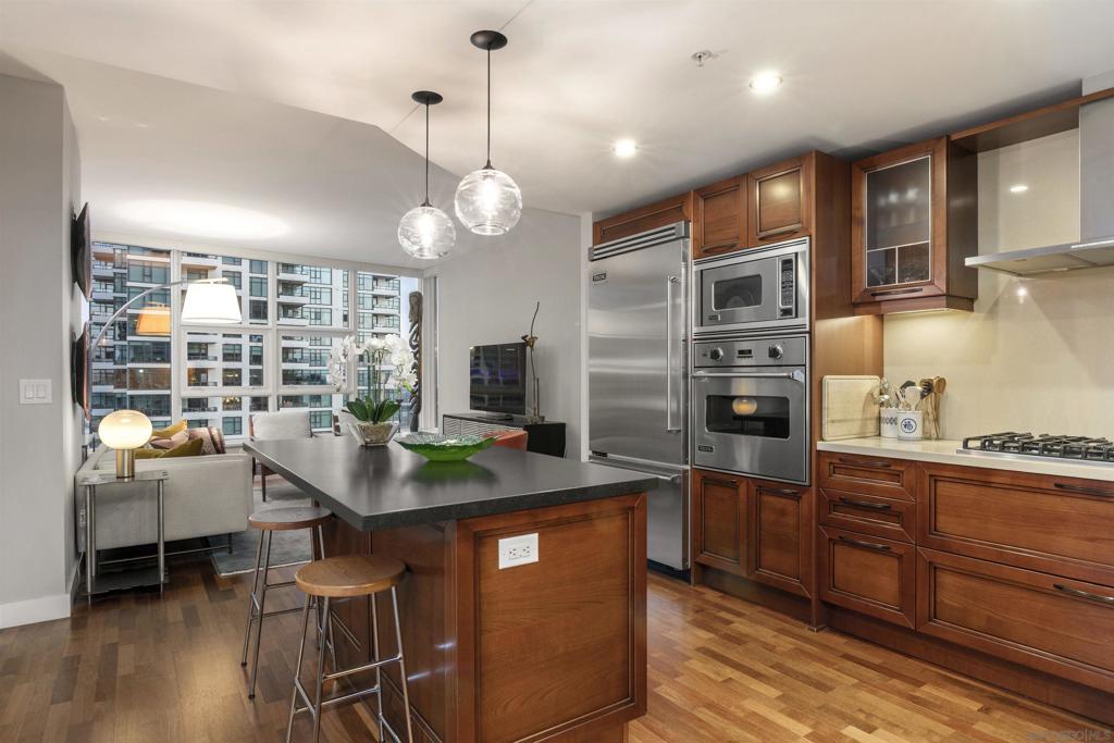 1325 Pacific Hwy. - photo 12
