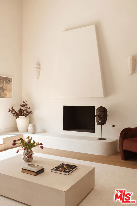 10 Village Circle, Manhattan Beach, California 90266, 3 Bedrooms Bedrooms, ,2 BathroomsBathrooms,Residential,Sold,Village,25585917 10 Village Circle, Manhattan Beach, California 90266, 3 Bedrooms Bedrooms, ,2 BathroomsBathrooms,Residential,Sold,Village,25585917