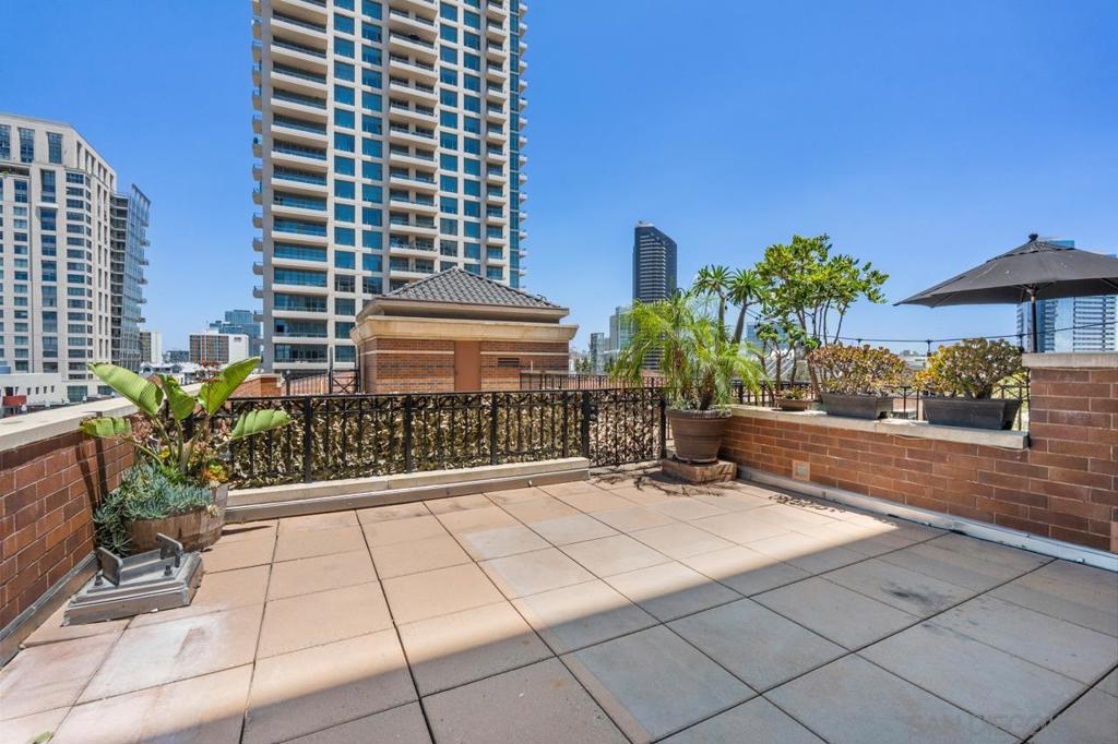 500 Harbor Dr. - photo 13