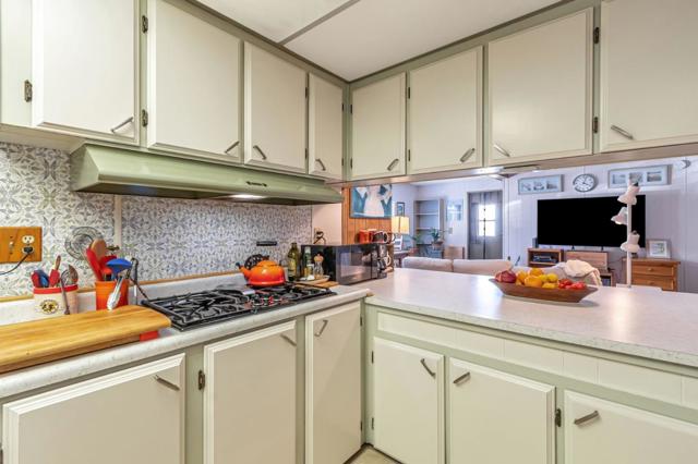 690 Persian Drive, Sunnyvale CA: https://media.crmls.org/mediaz/6e75c823-1faf-4731-8038-9ad061de3ea7.jpg