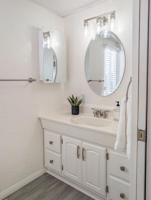 70200 Dillon Road, Desert Hot Springs CA: https://media.crmls.org/mediaz/6e7663cb-3316-4271-9f2f-4ebba8e97d21.jpg