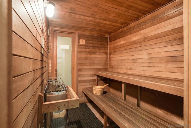 4444 W Point Loma Blvd, San Diego CA: https://media.crmls.org/mediaz/6e76979c-3c4c-4f7f-8173-169018ae6fc2.jpg