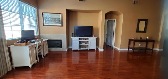 47825 Endless Sky, La Quinta CA: https://media.crmls.org/mediaz/6e76dc71-b6f9-4f9e-8aec-a2ef5b94ab29.jpg
