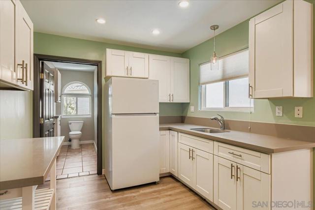 Image 33 of 45 For 2045 Goshawk Street