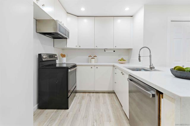 7760 Margerum Avenue, San Diego CA: https://media.crmls.org/mediaz/6e779df4-36ac-4789-b366-04d4aea4abc8.jpg
