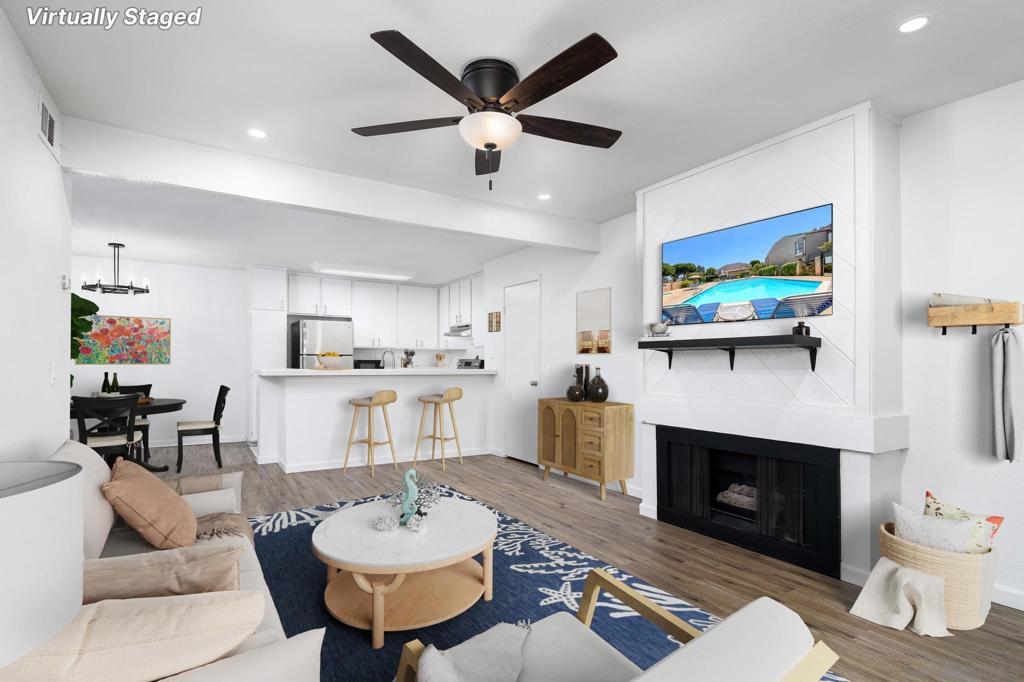 9249 Village Glen Dr. - photo 2