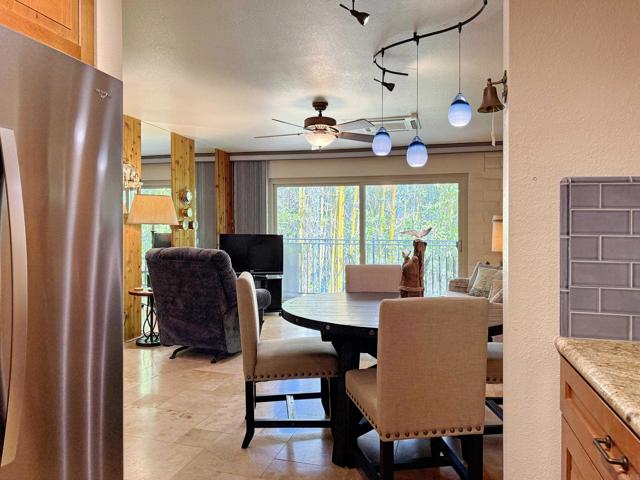 Detail Gallery Image 9 of 42 For 941 D Avenue, Coronado,  CA 92118 - 2 Beds | 1 Baths