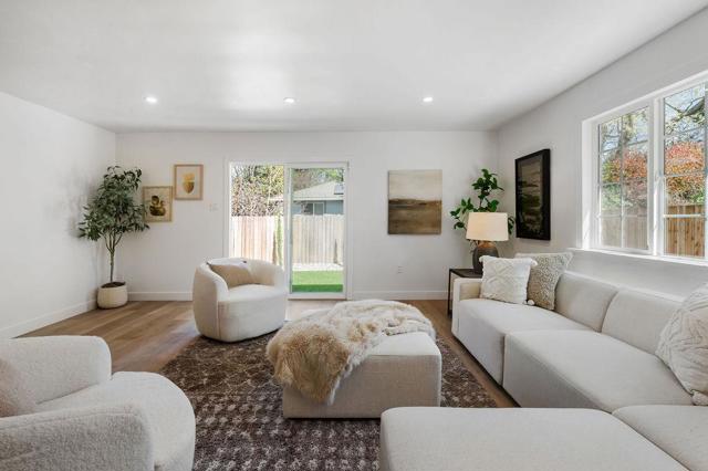 Image 31 of 39 For 954 Alla Avenue